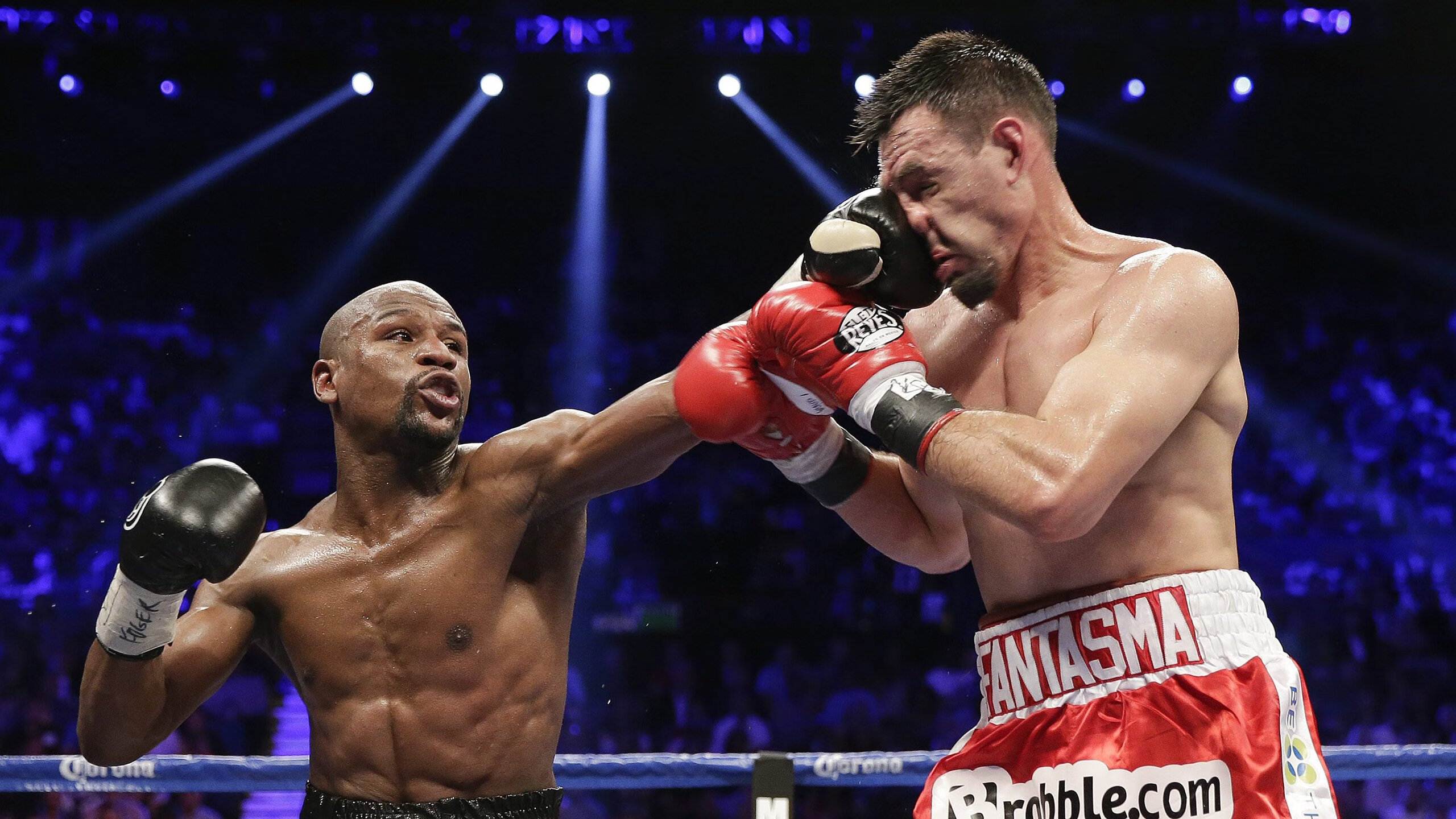 中国队后半程强势发力夺得佳绩，中国队后场